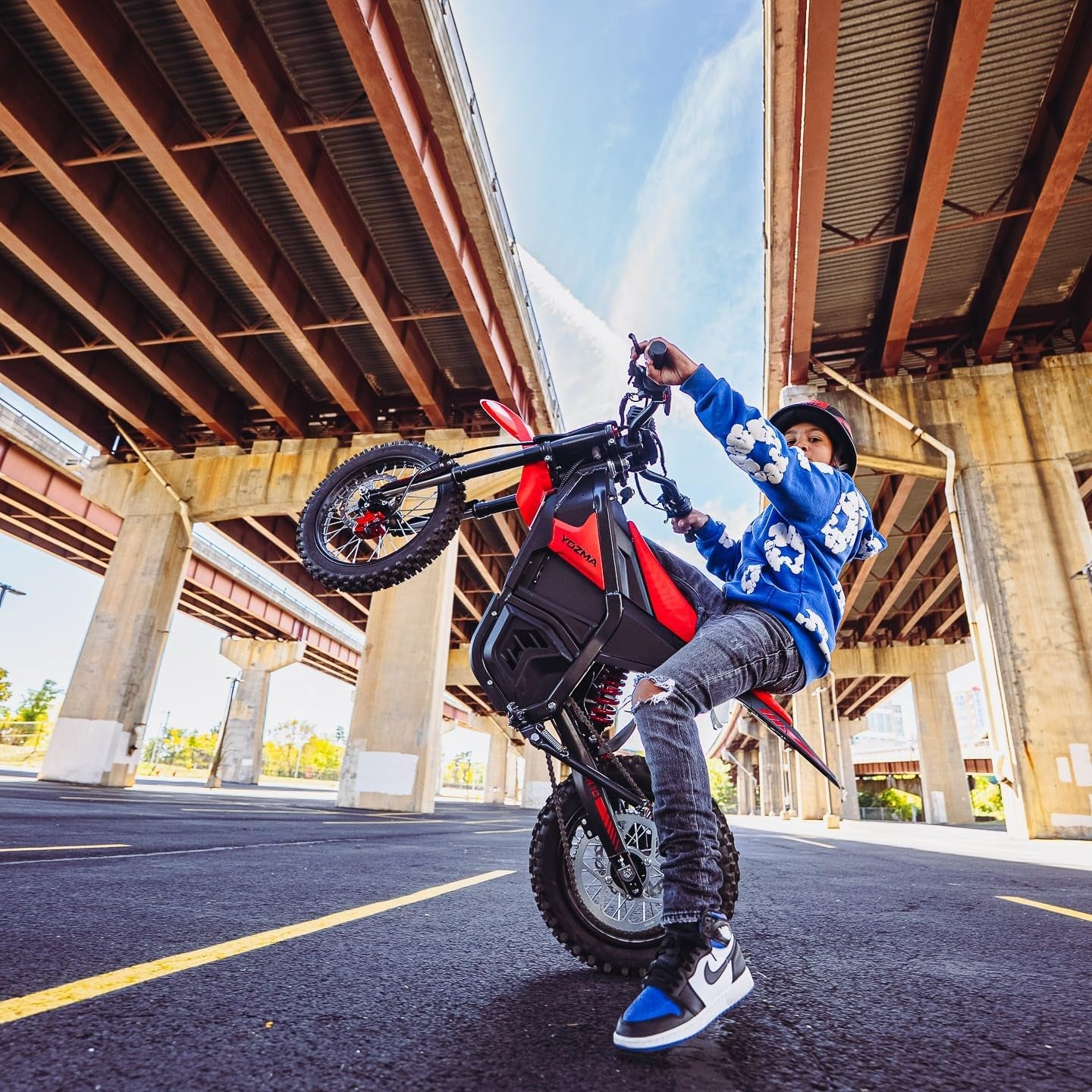 IN10 Electric Dirt Bike, 2600W 40MPH Electric Bike with 1104WH Battery Ebike, Full Hydraulic Brakes and Suspensions Mountain Off-Road E Dirt Bike, for Teens & Adults, Black